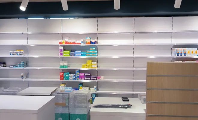 nettoyage étagère pharmacie et fin de chantier, Annecy, Central Cleaner